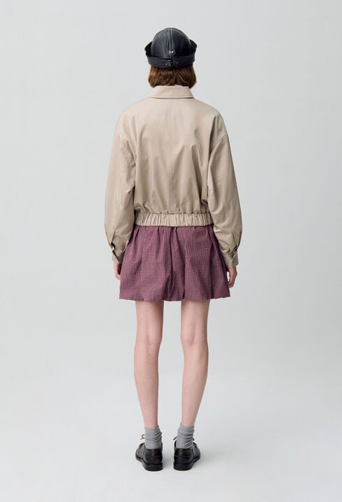 Chaqueta oversize con cremallera