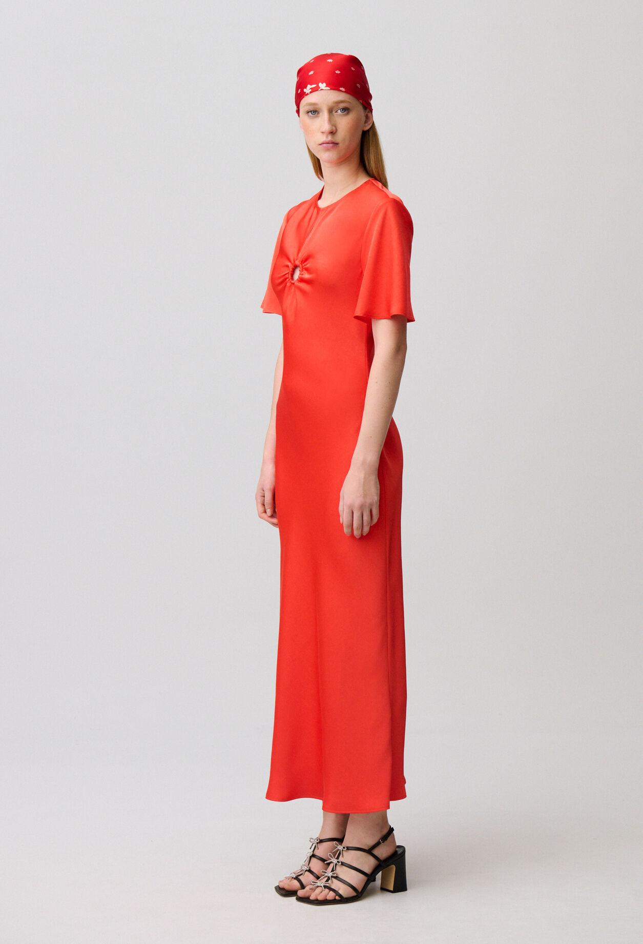 Vestido largo satinado