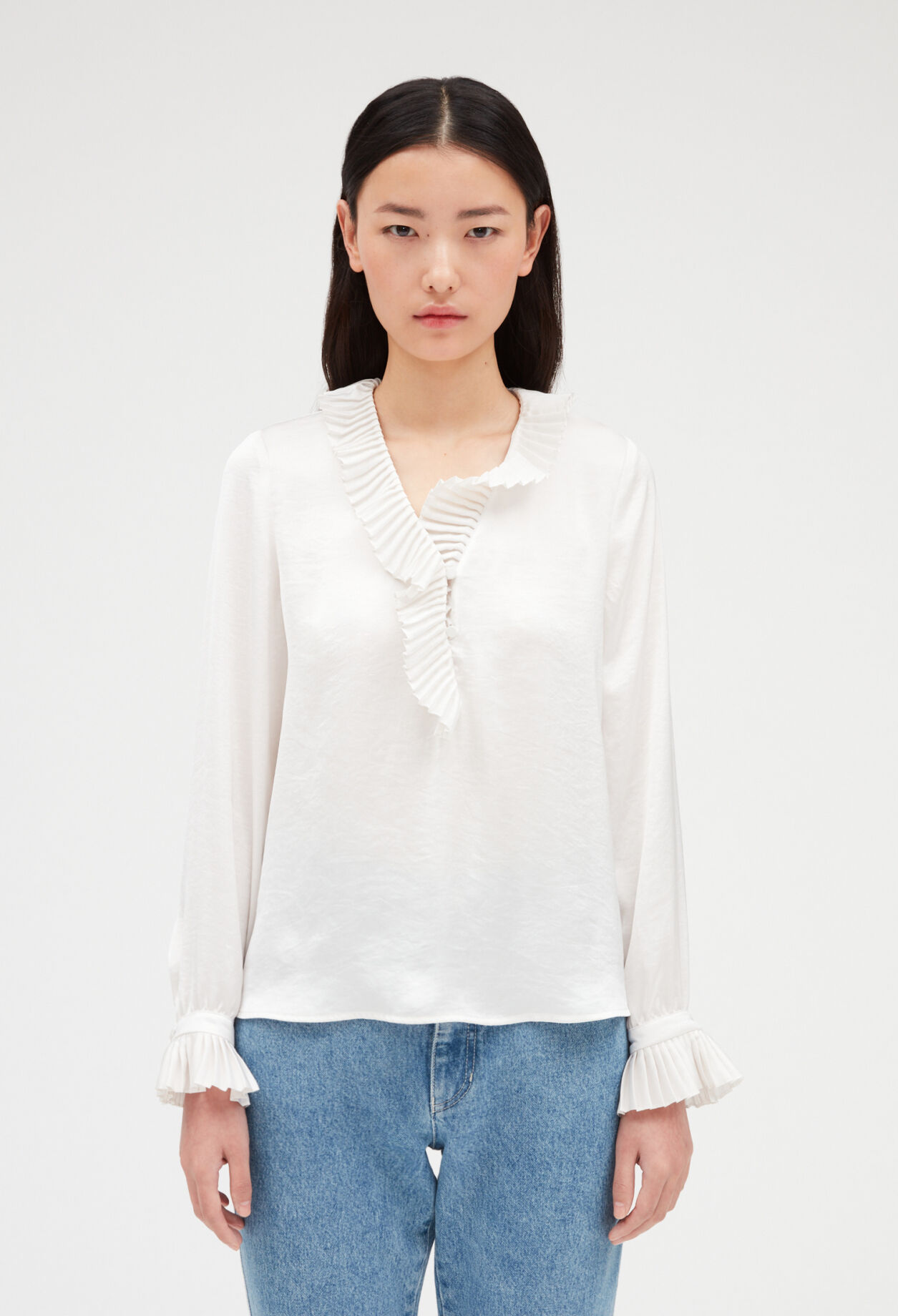 Camisa con volantes