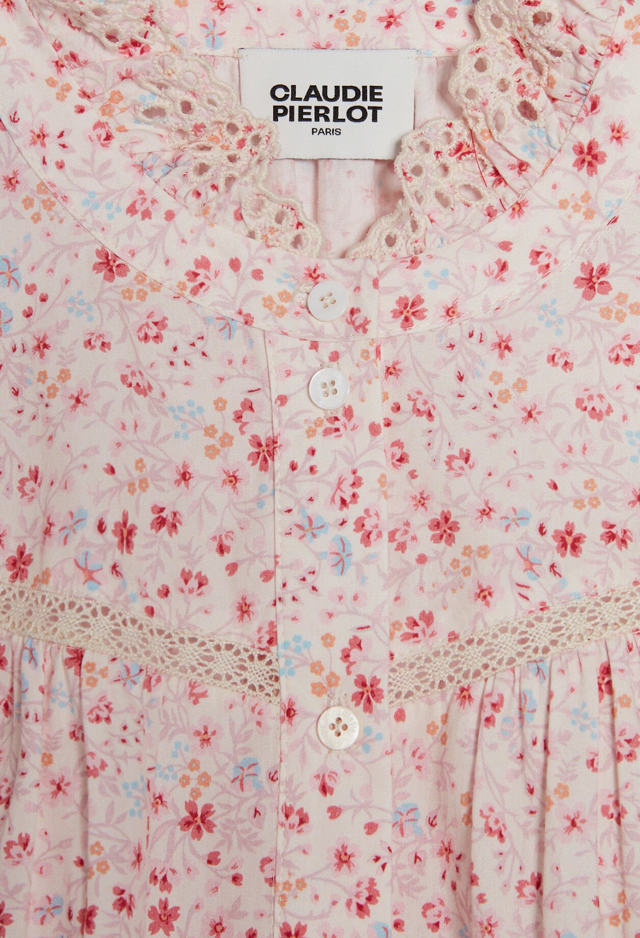Blusa con estampado de flores