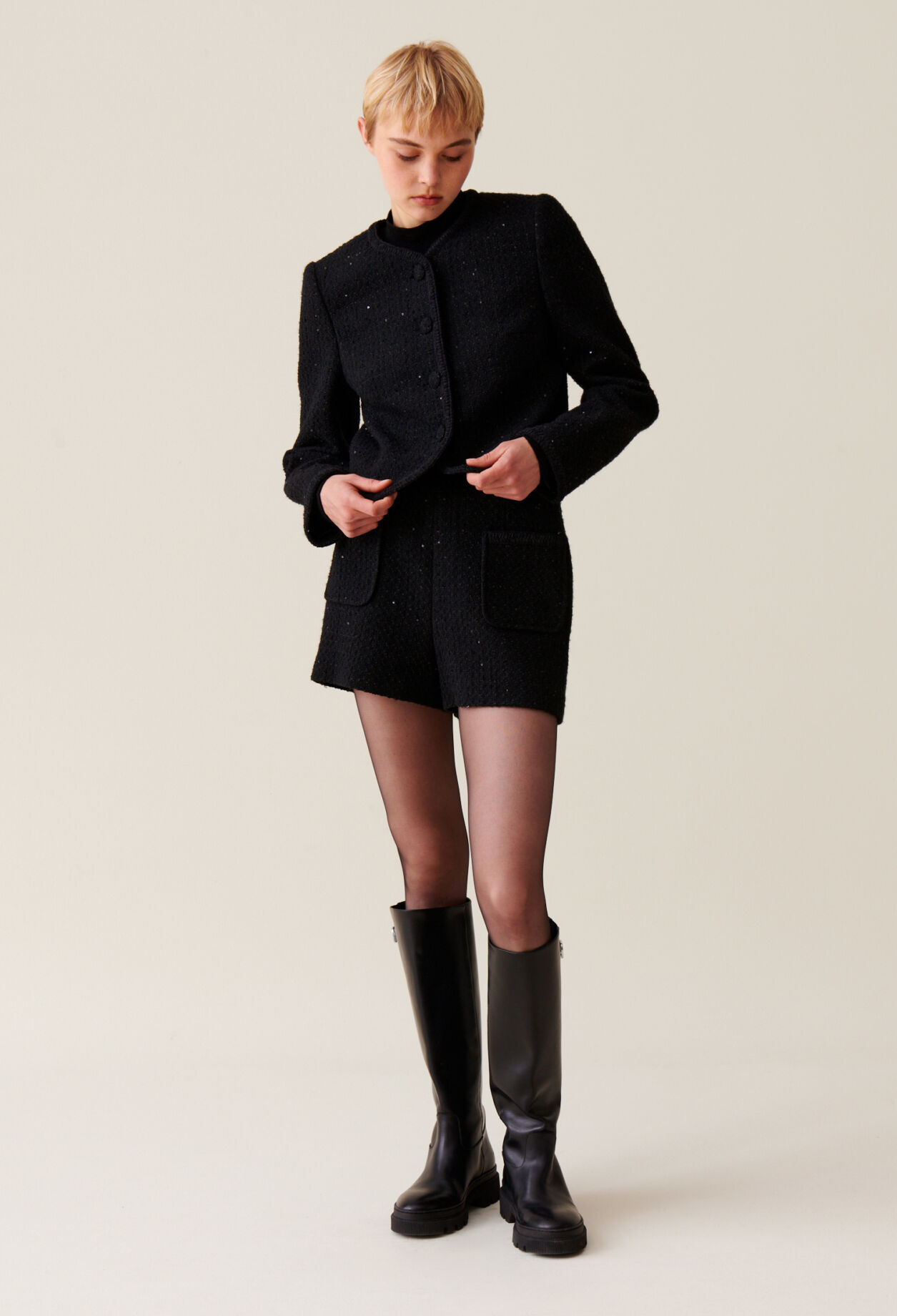 Chaqueta recta de tweed negra