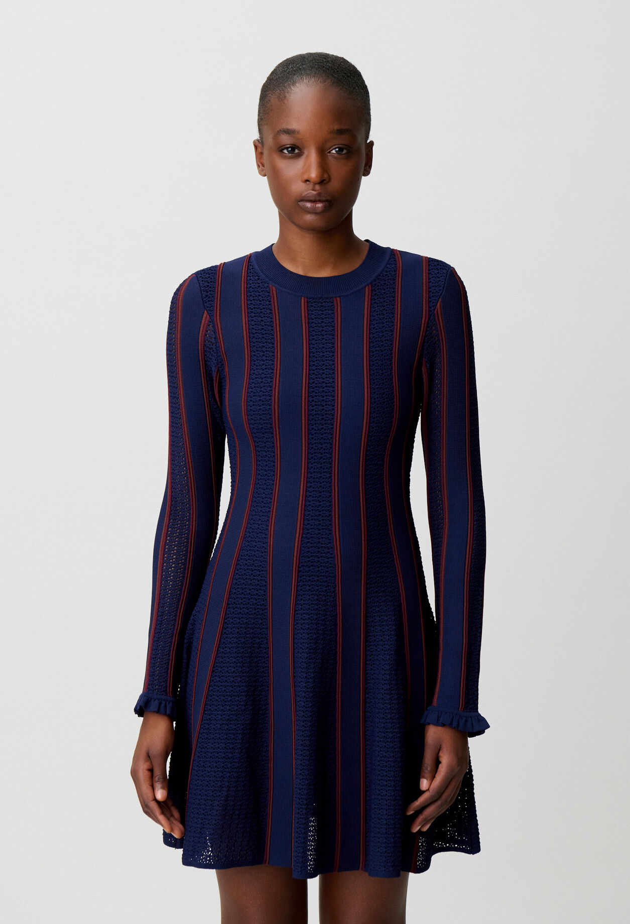 Vestido corto de punto skater