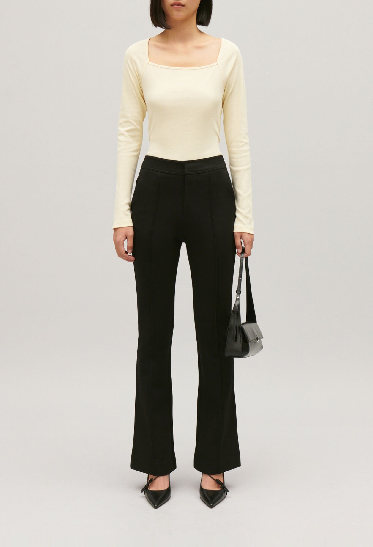 Pantalón de traje negro