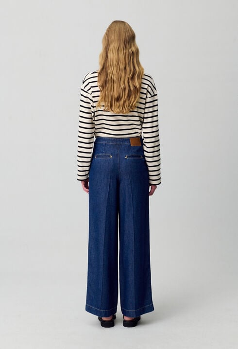 Pantalón vaquero ancho con botones