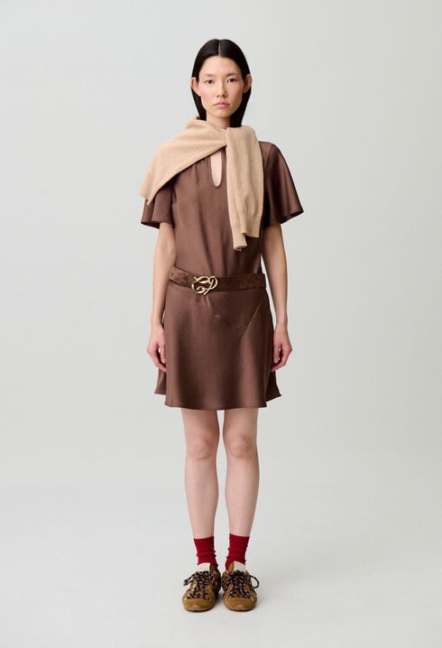 Vestido corto fluido