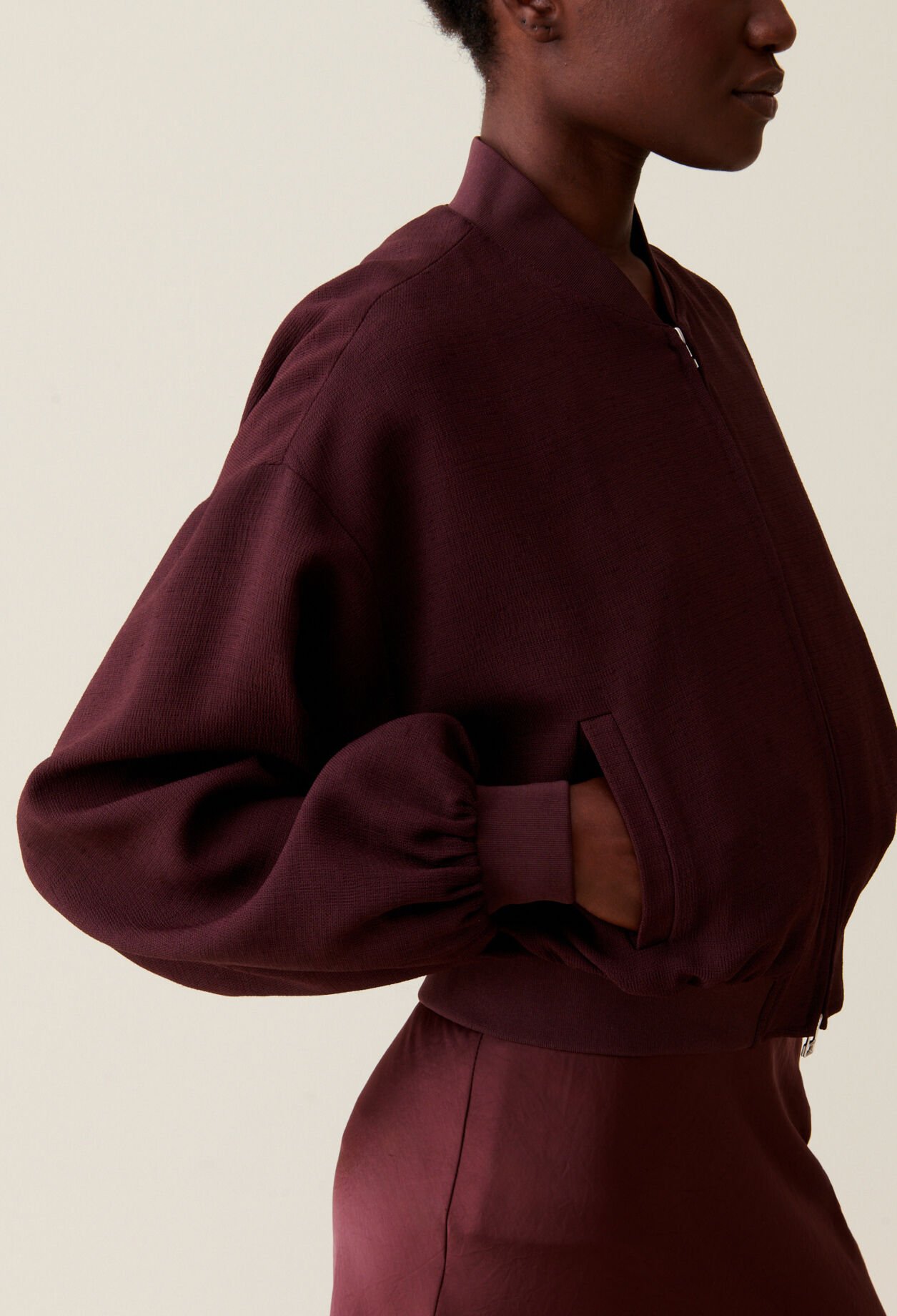 Bomber fluido capuchino cremallera