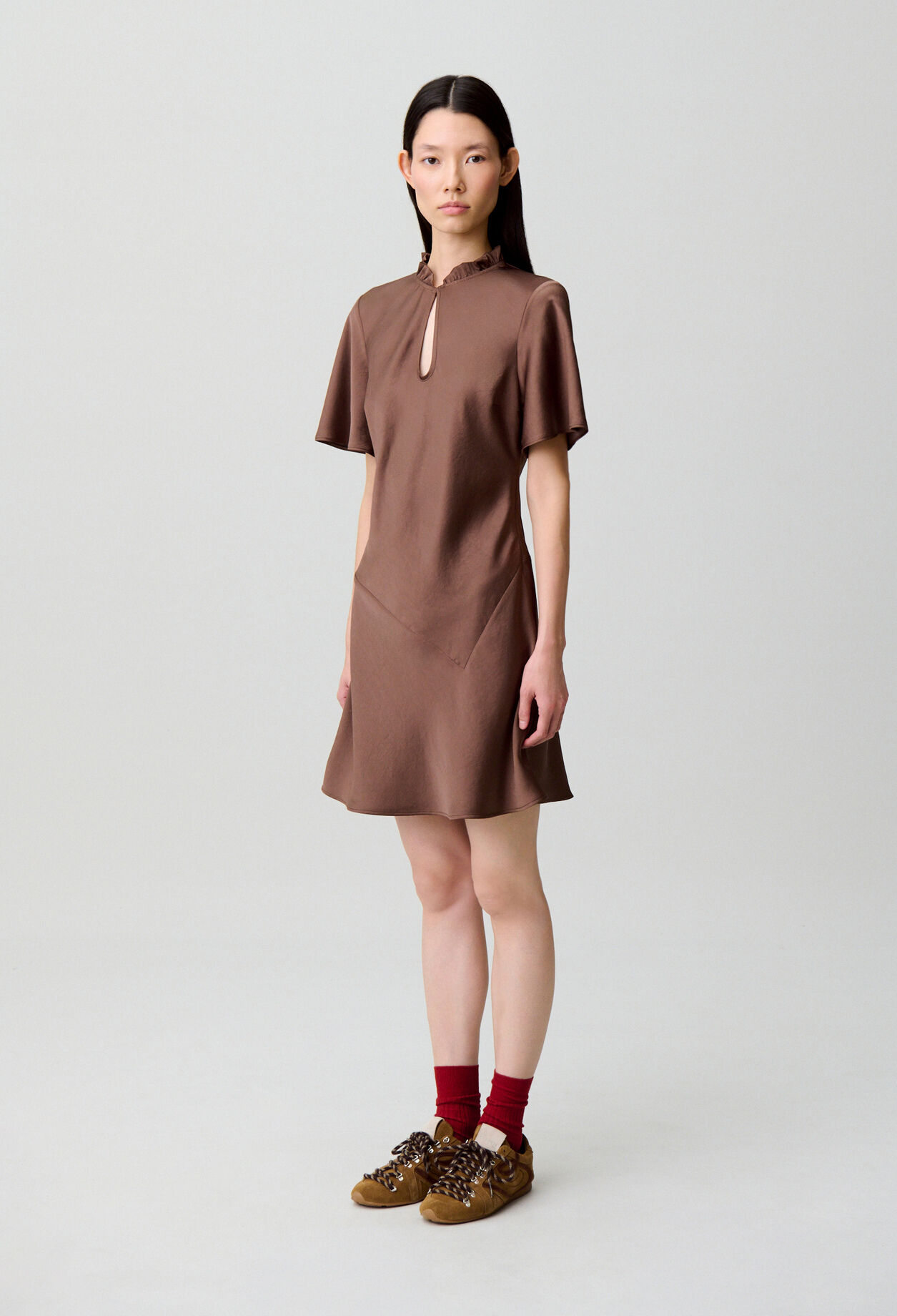 Vestido corto fluido