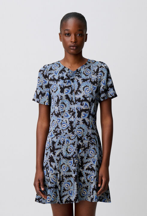 Vestido corto fluido estampado