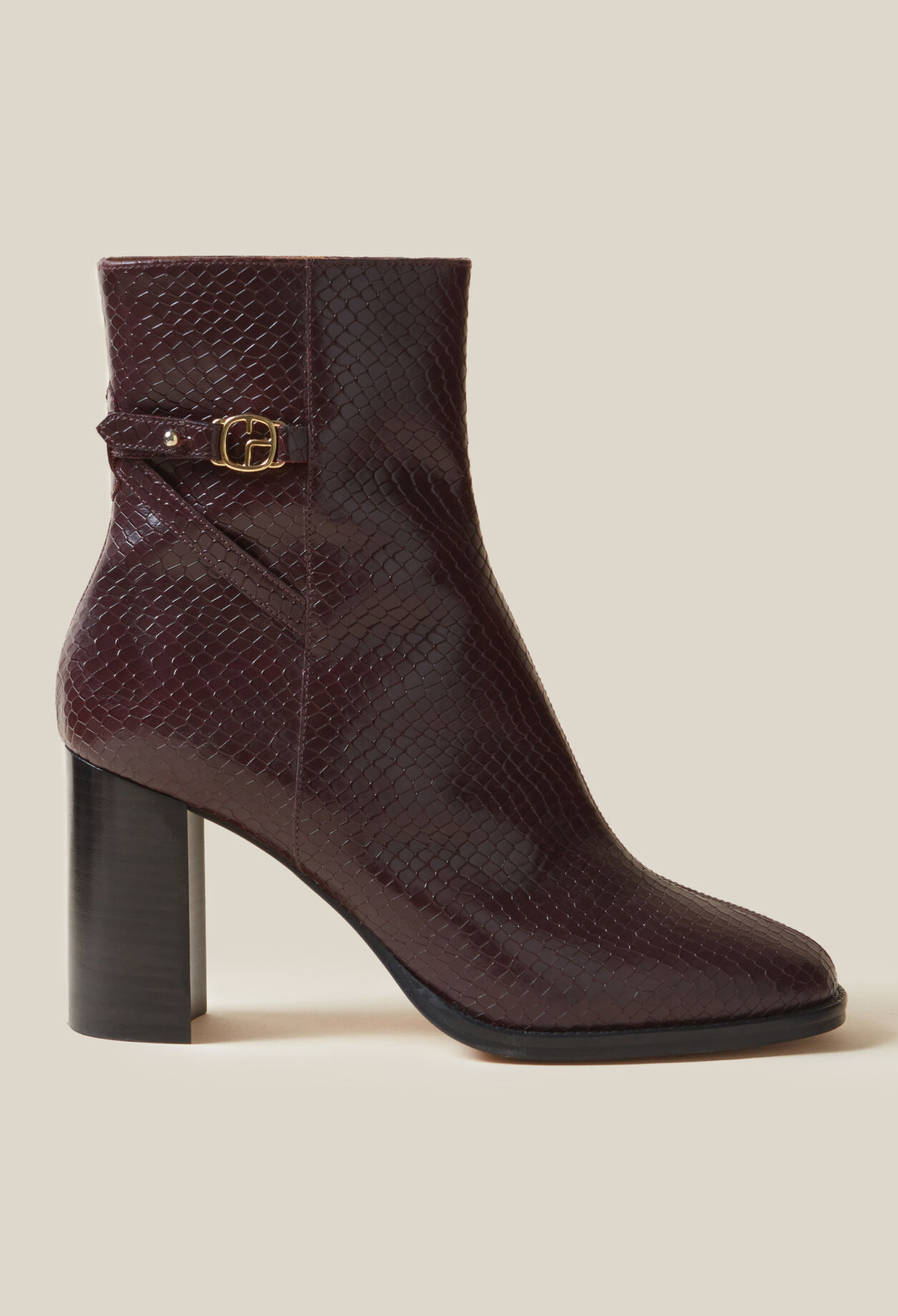 Botines efecto serpiente charol