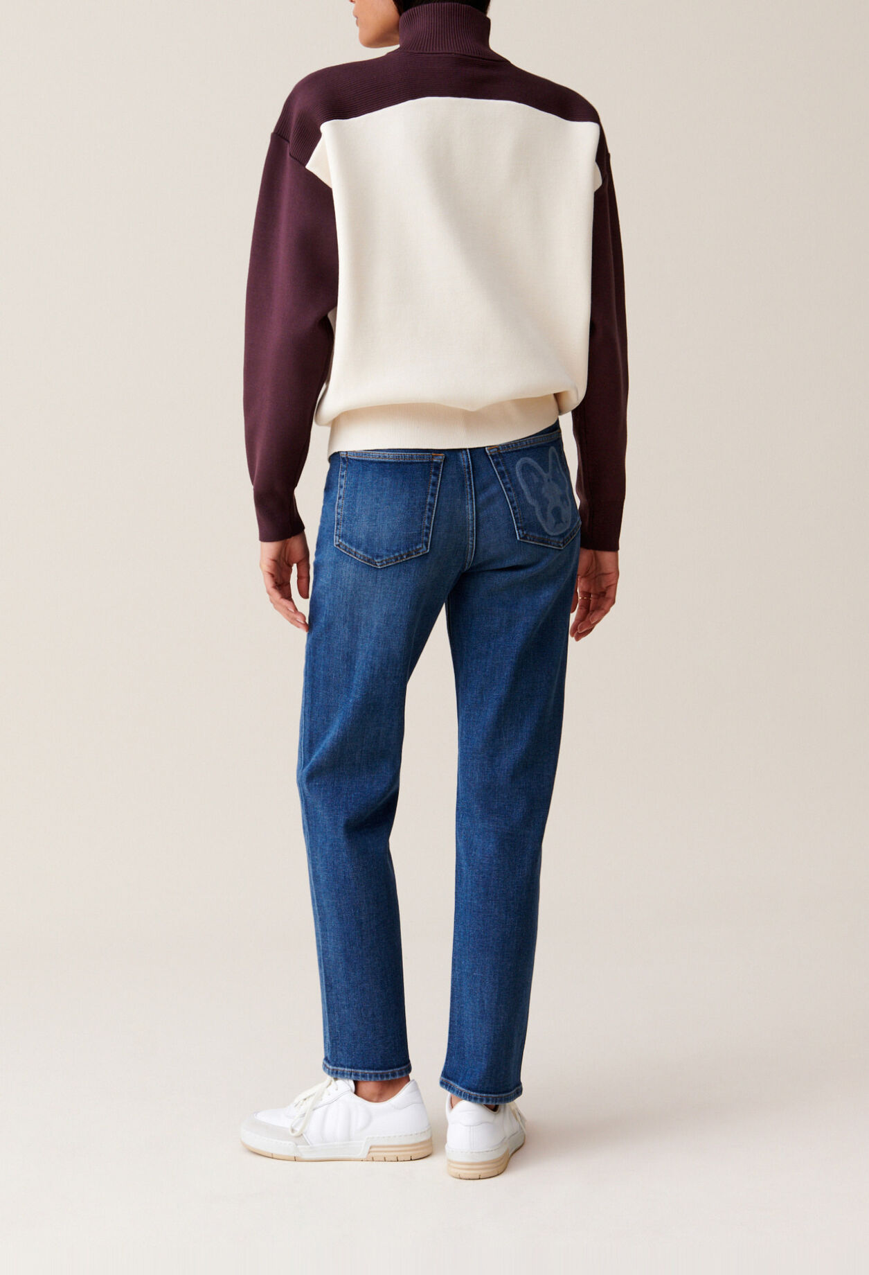 Sudadera Minimum con cuello alto