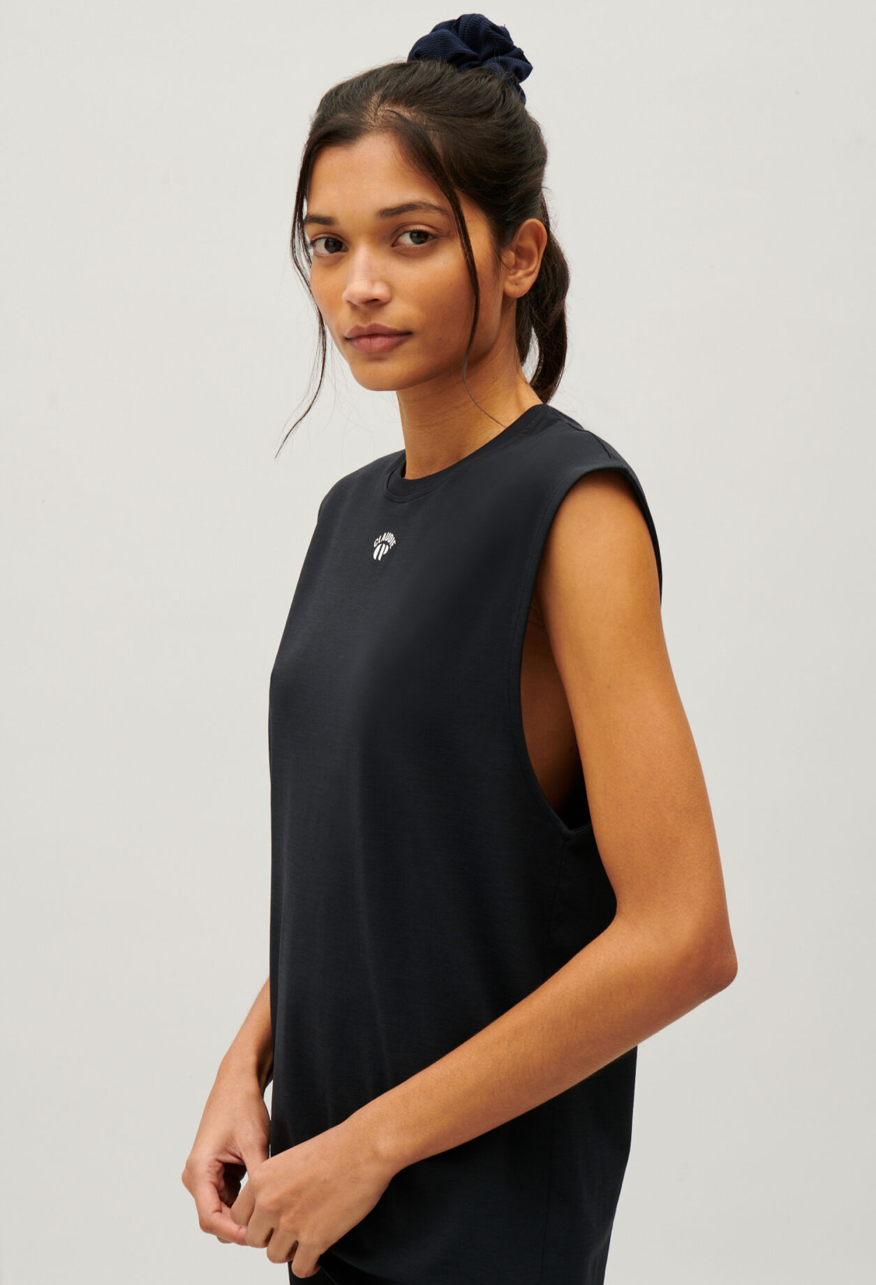 Camiseta negra Claudie x Circle