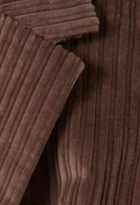 Chaqueta de terciopelo ajustada