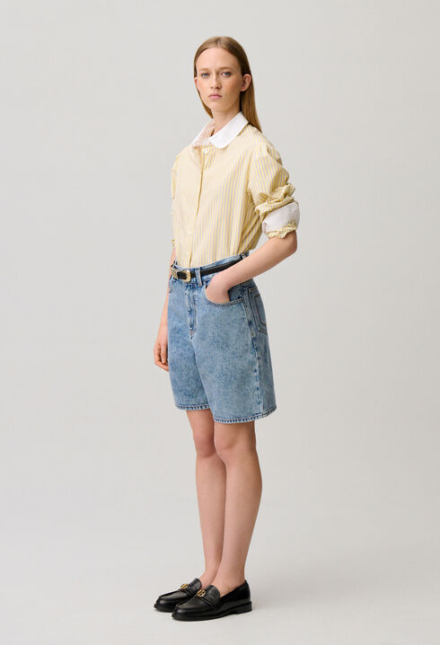 Camisa de rayas con cuello claudine