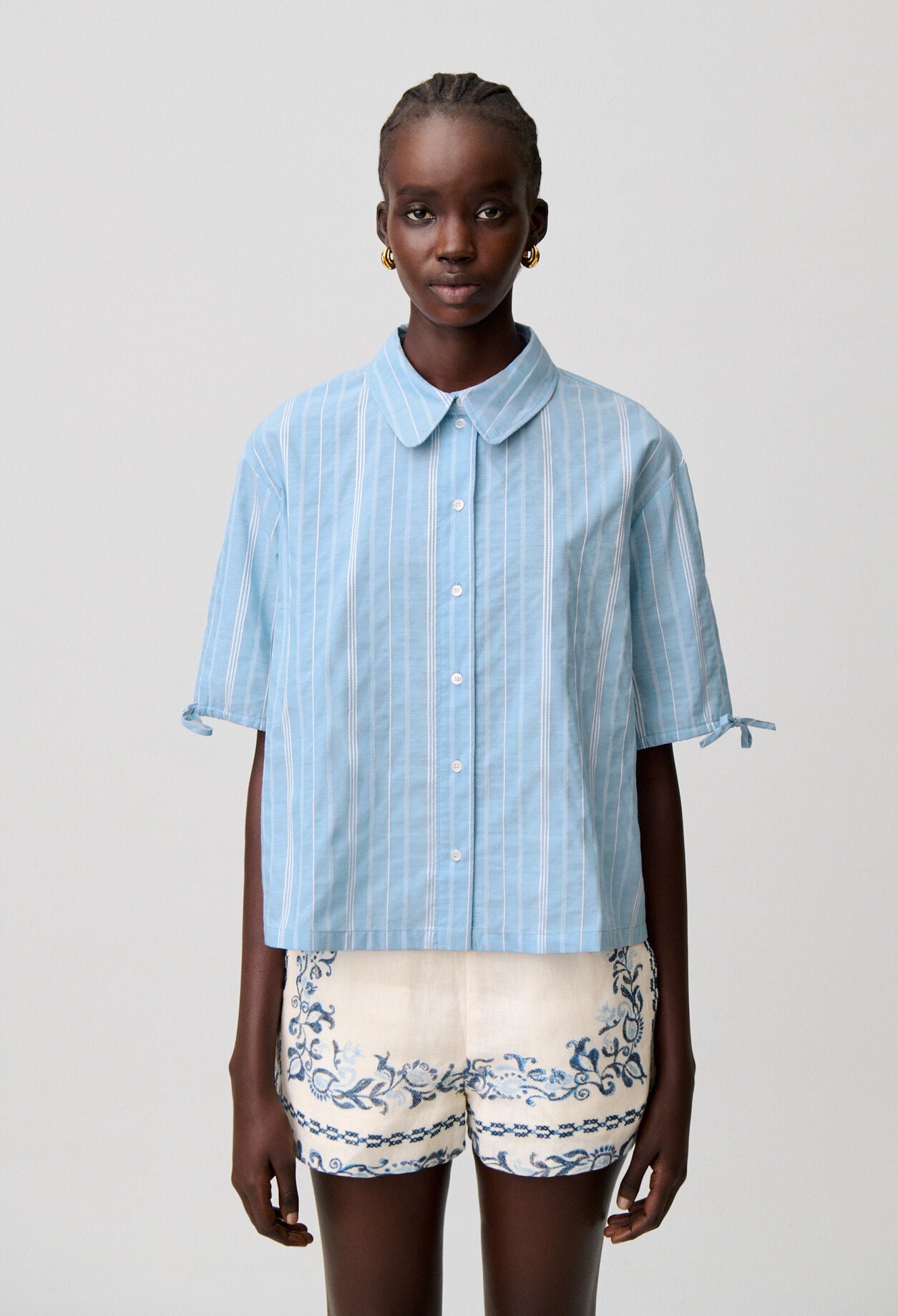 Camisa de rayas cuello Claudine