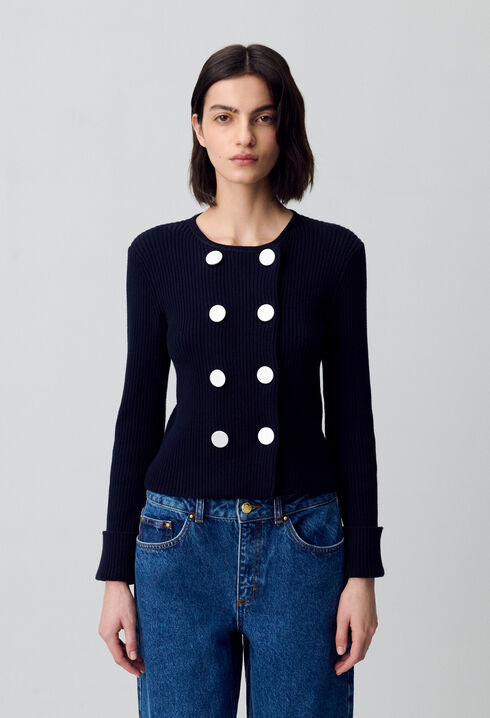 Chaqueta de lana abotonada
