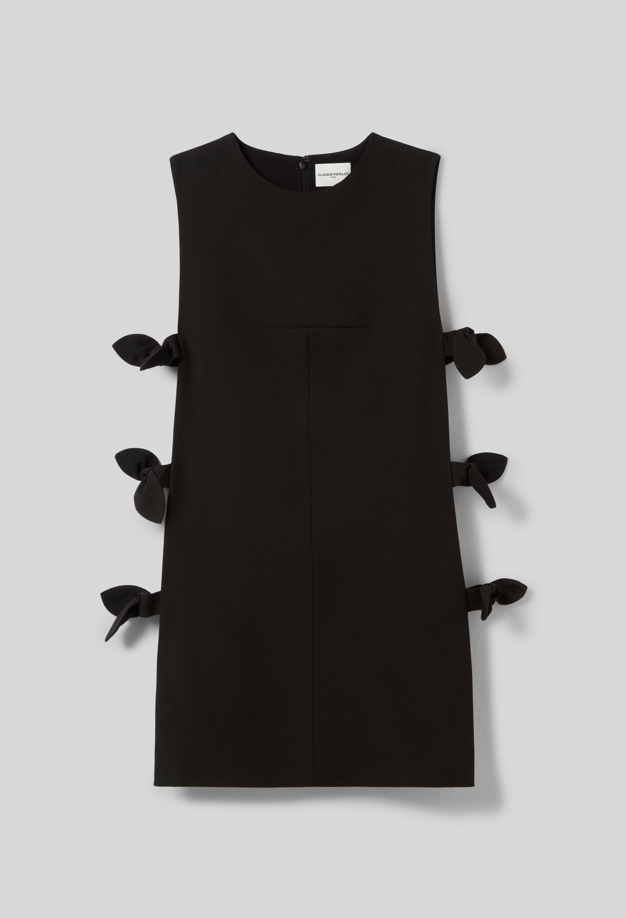 Vestido corto con lazos