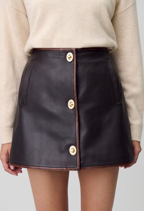 Falda de cuero trapezoidal corta