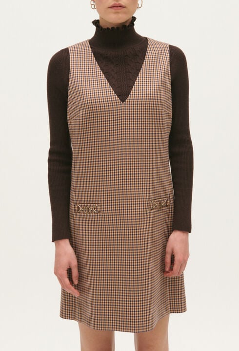 Vestido corto con estampado camel