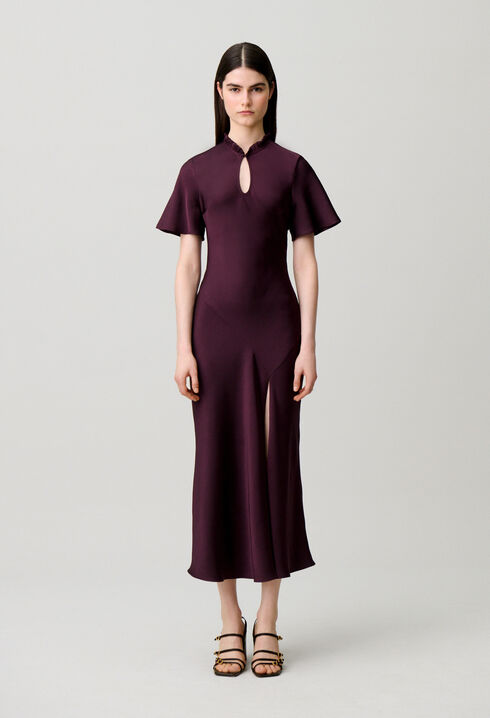 Vestido fluido cuello victoriano