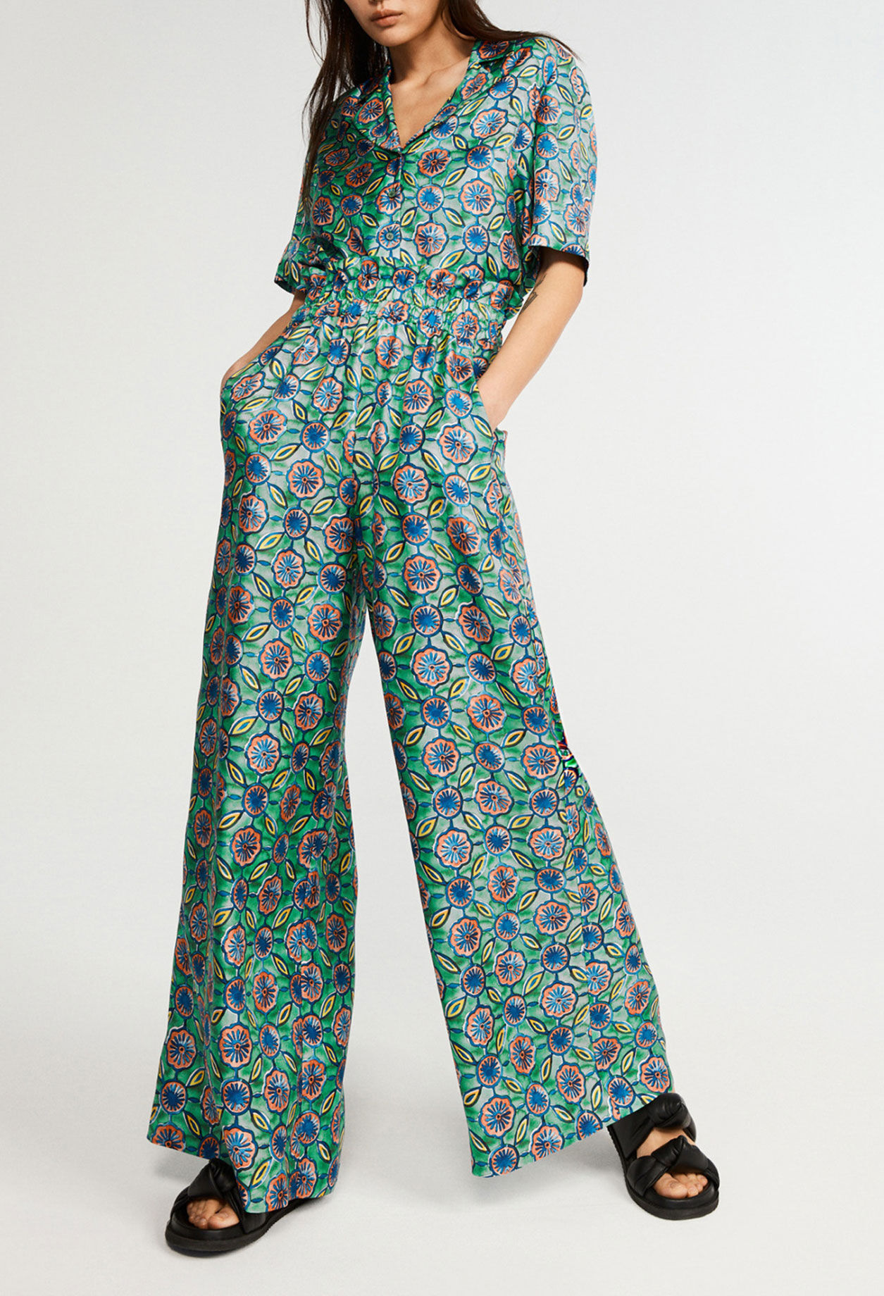 Pantalón de campana estampado