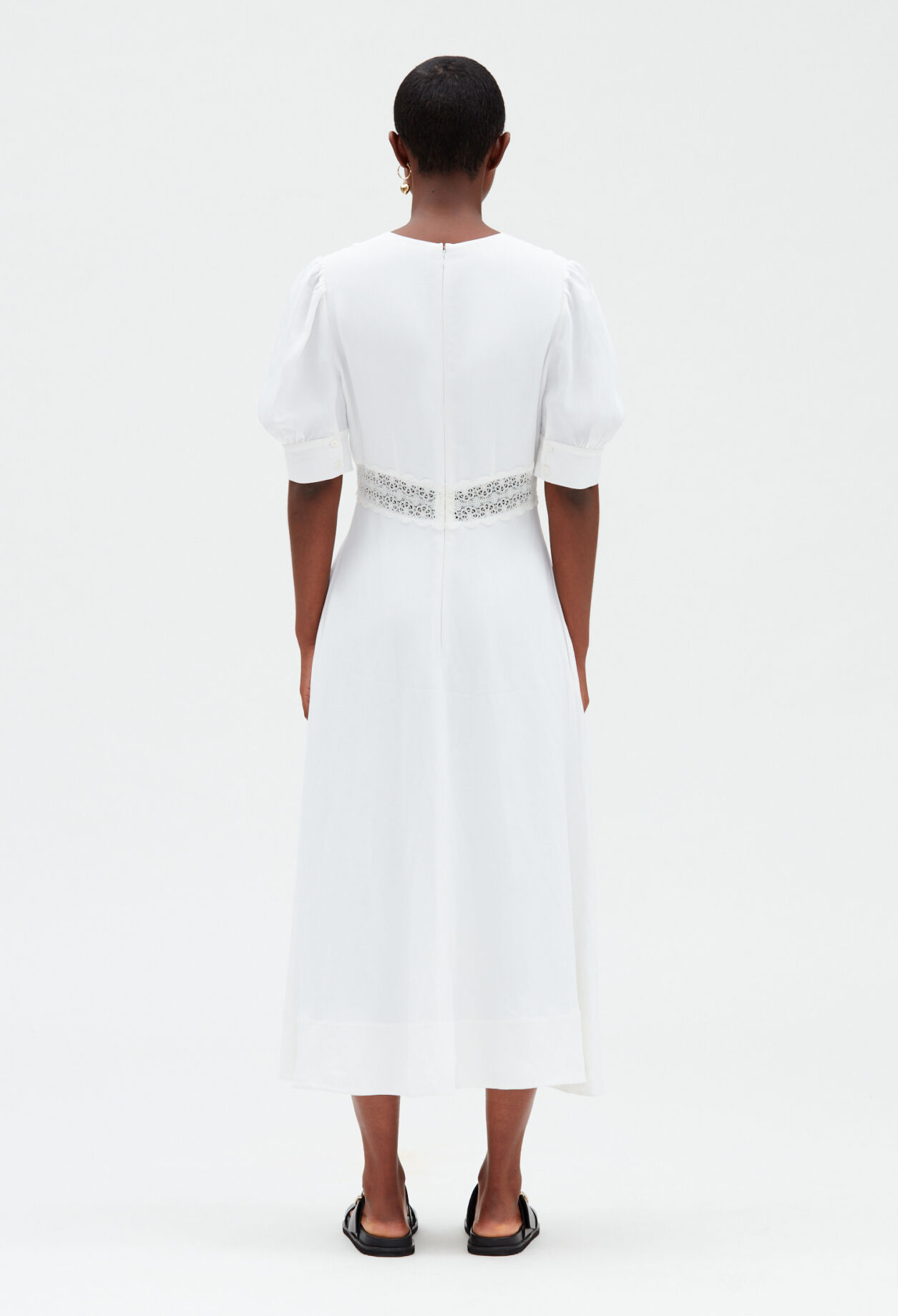 Vestido midi bordado