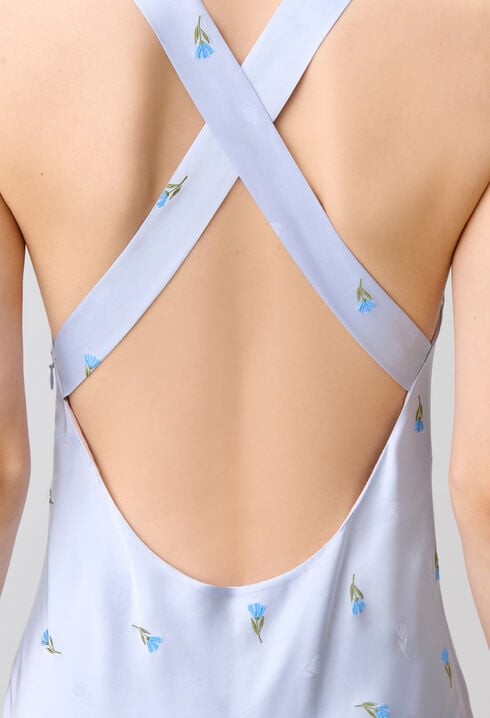 Vestido sat&eacute;n espalda descubierta