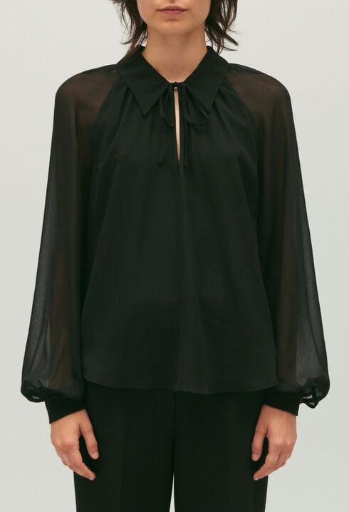 Blusa fluida negra