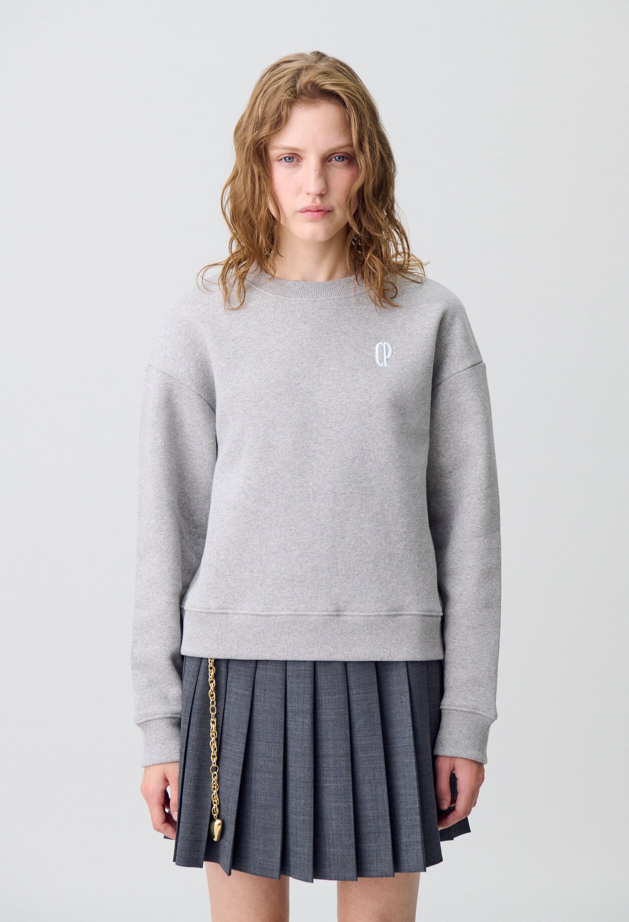 Sudadera con cuello pañuelo