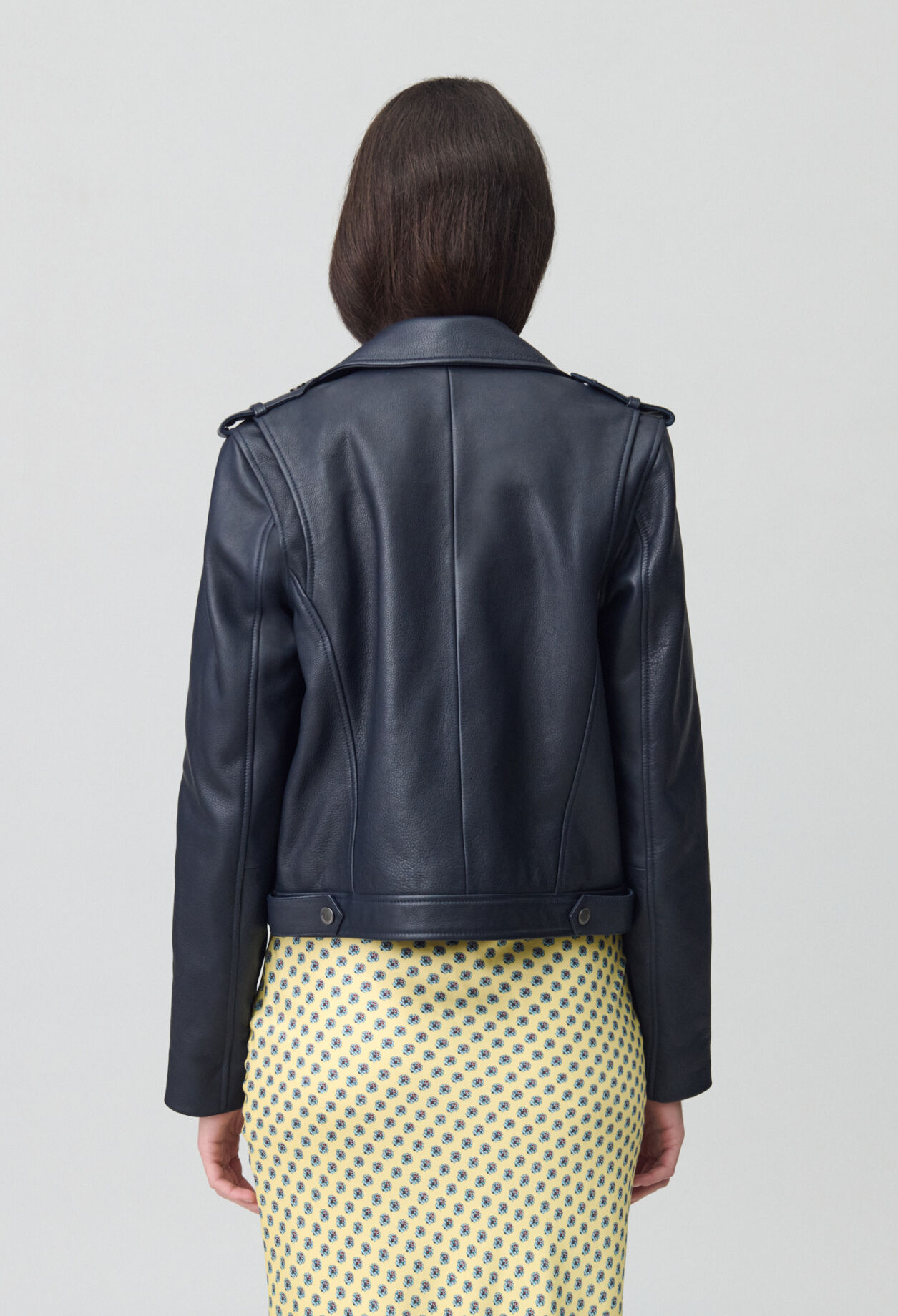 Chaqueta de cuero granulado negro