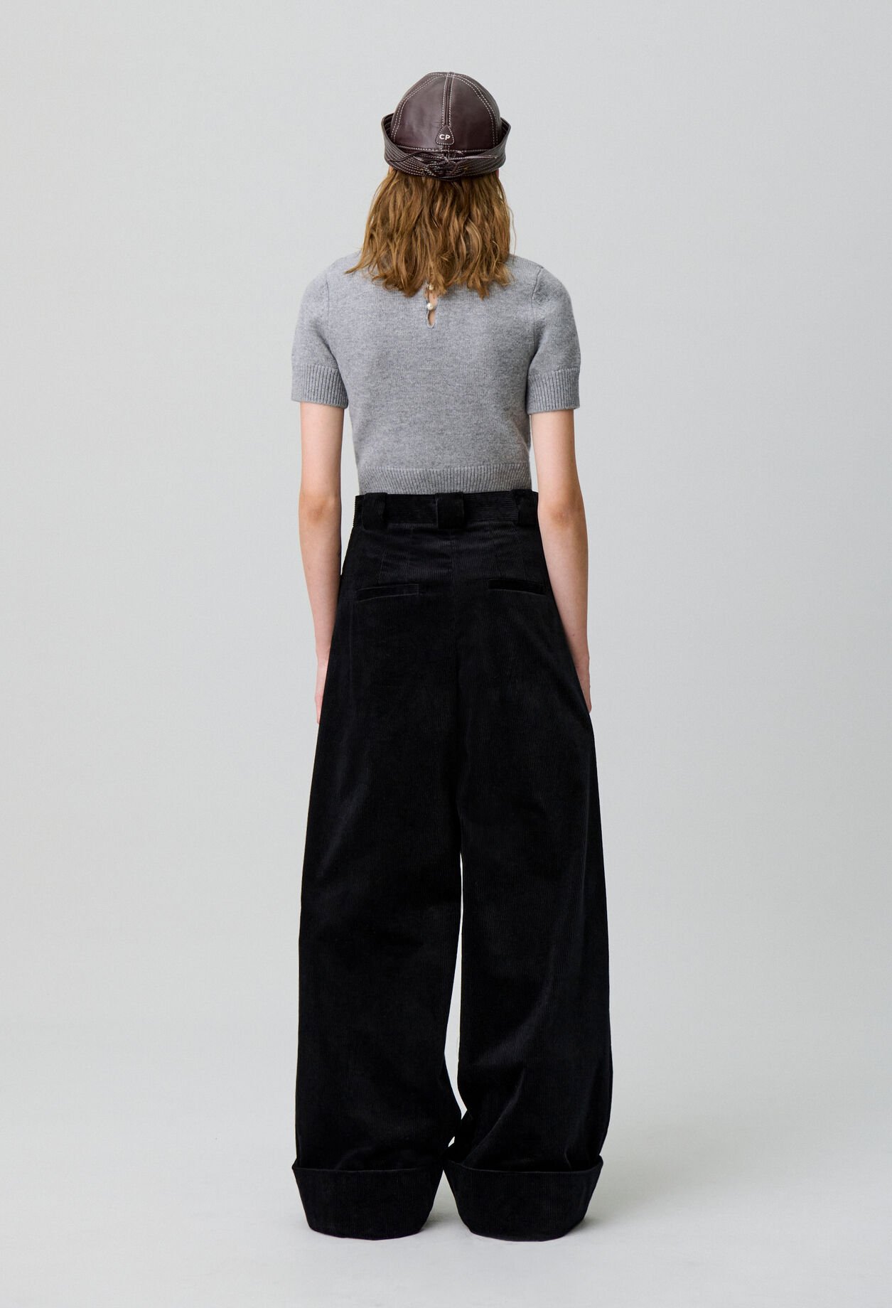 Pantalón amplio de terciopelo