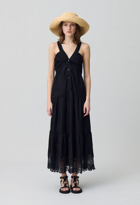Vestido largo con bordados florales
