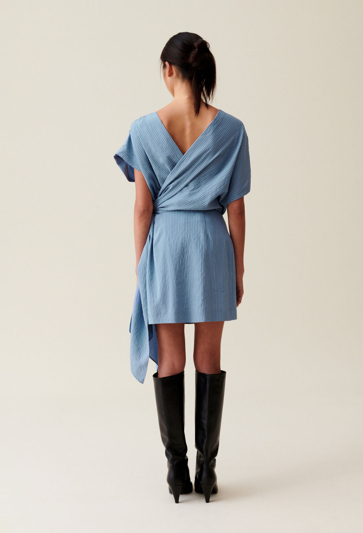 Vestido corto cruzado rayas azul