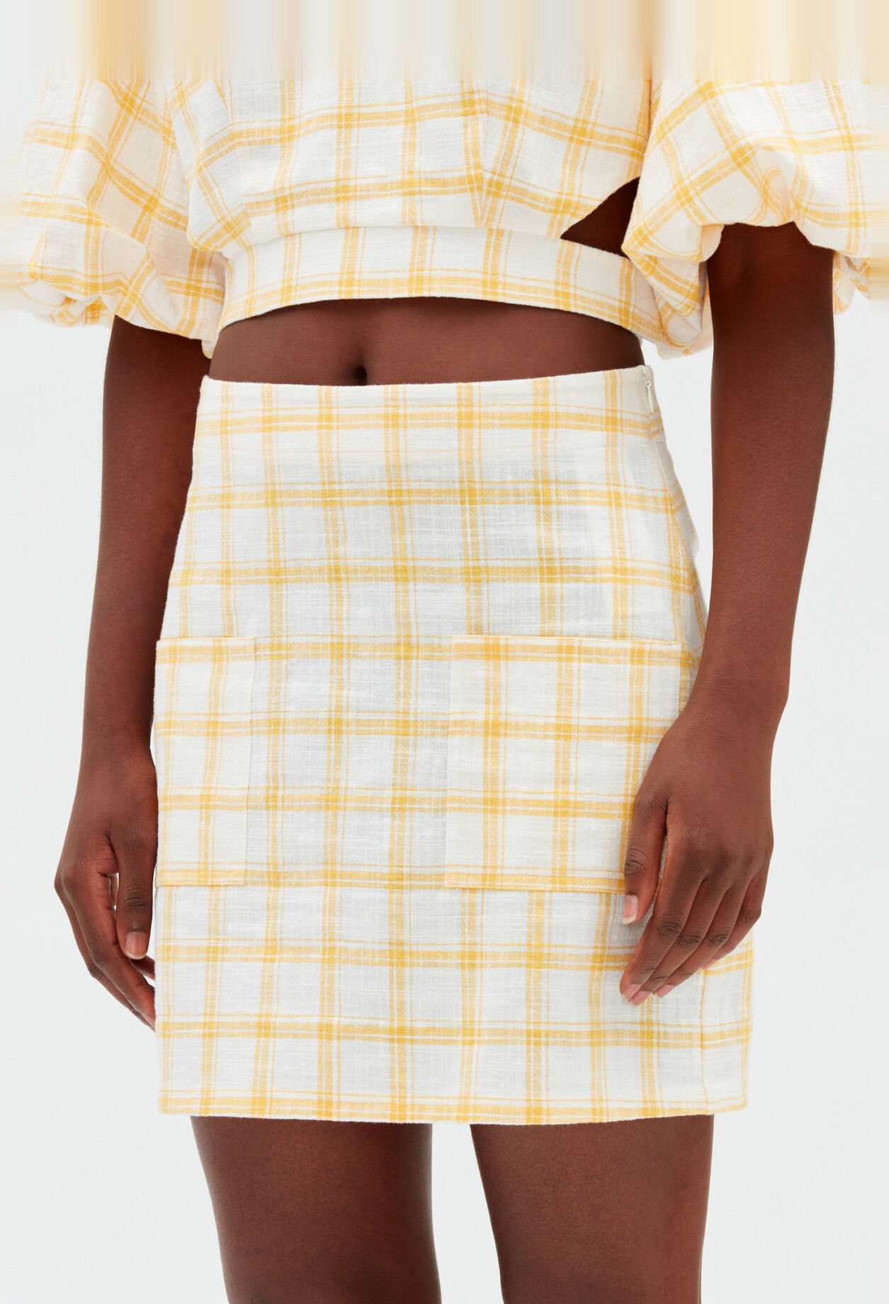 Falda corta de cuadros