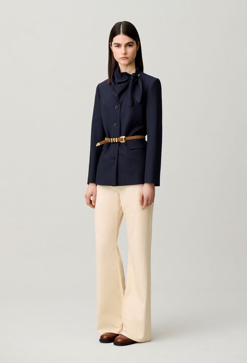 Chaqueta lana pa&ntilde;uelo extra&iacute;ble