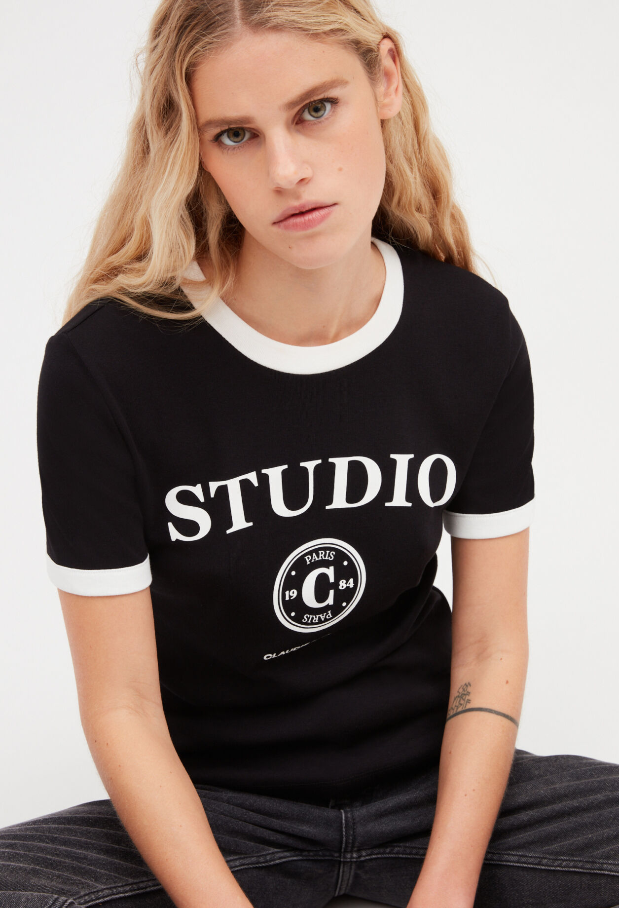 Camiseta bicolor Studio