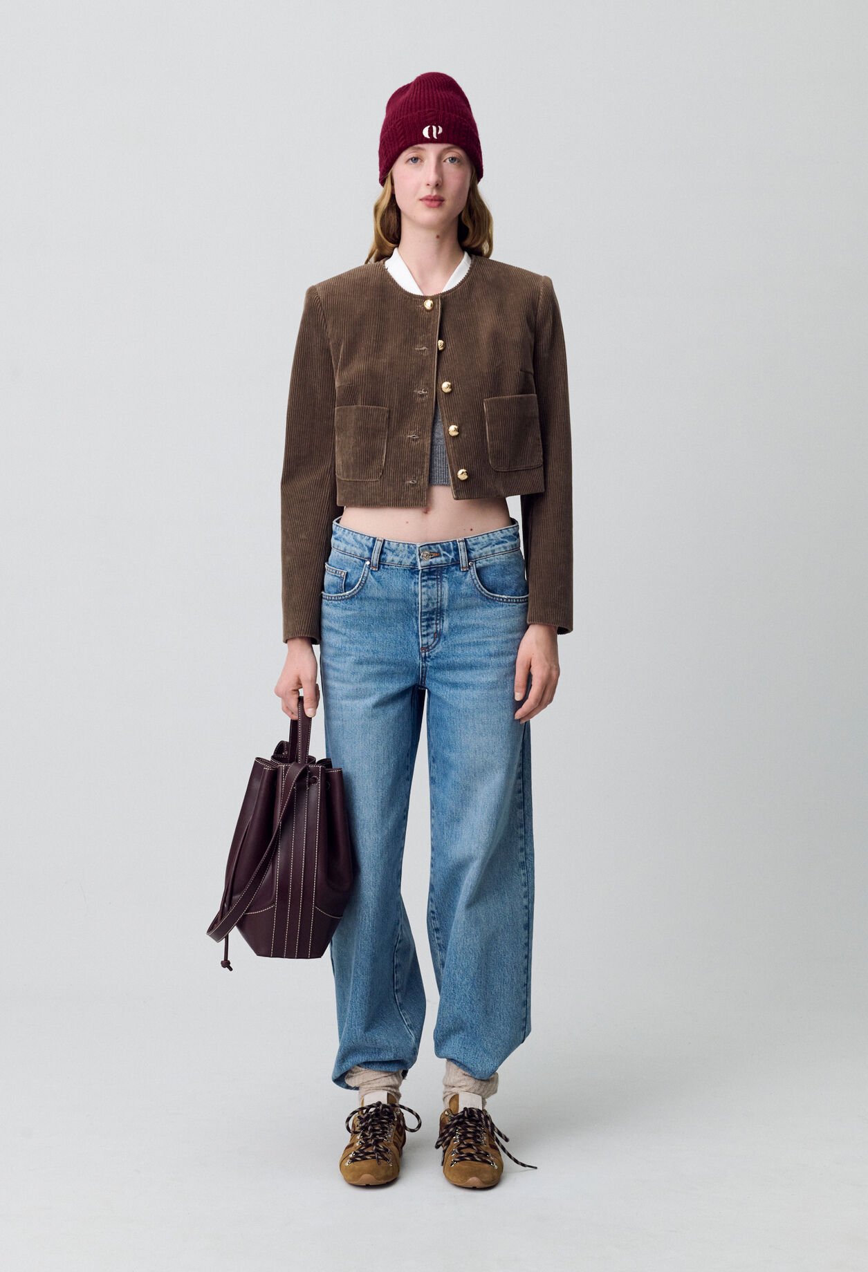 Chaqueta corta de terciopelo