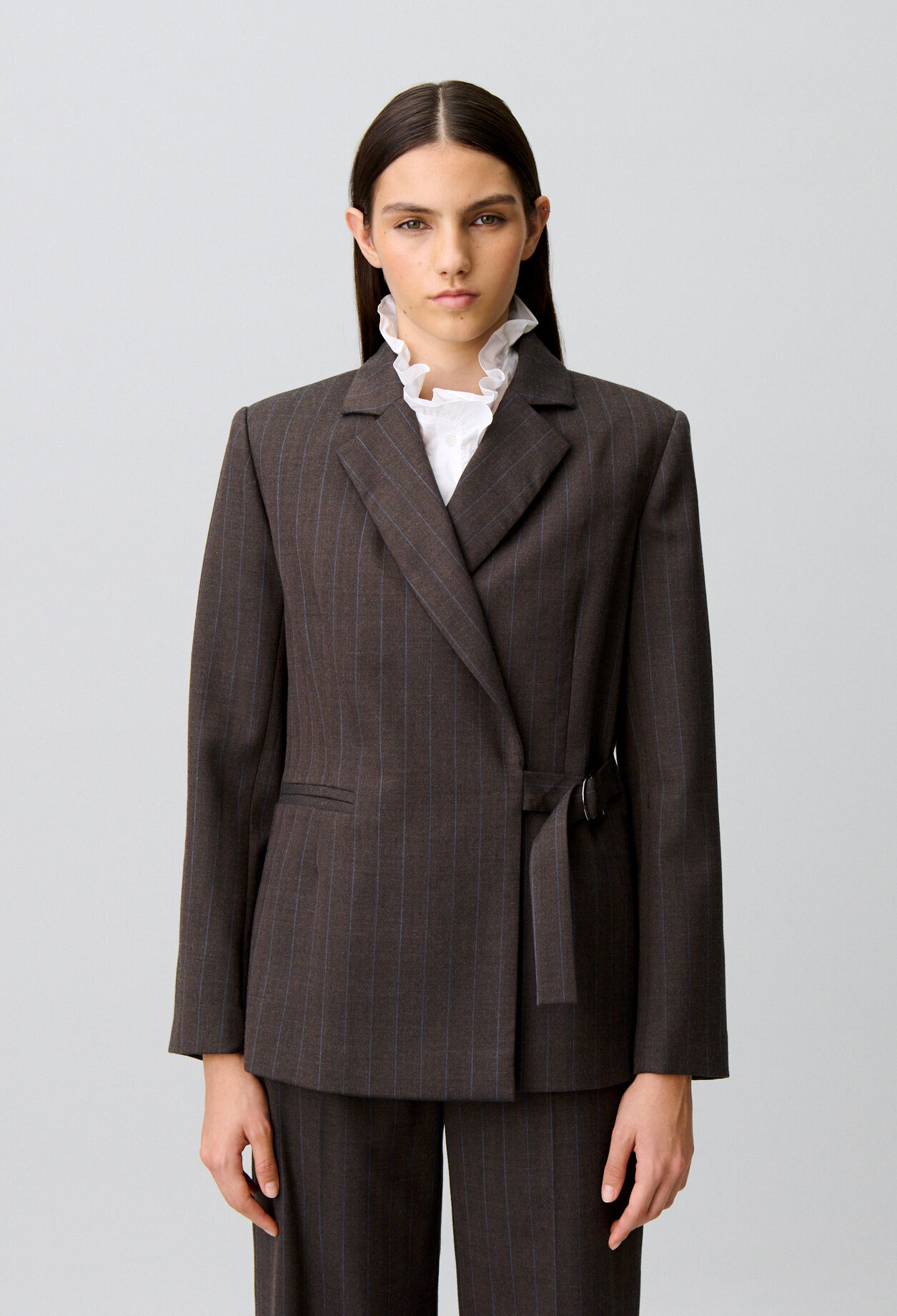 Chaqueta recta rayas doble hebilla