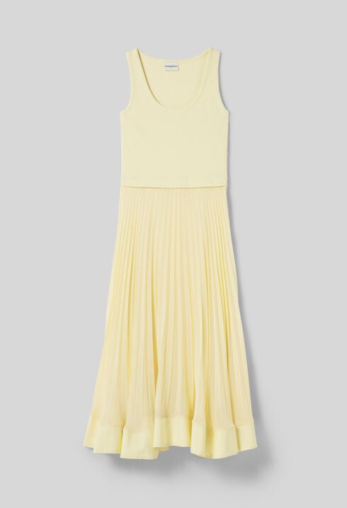 Vestido largo con trampantojo