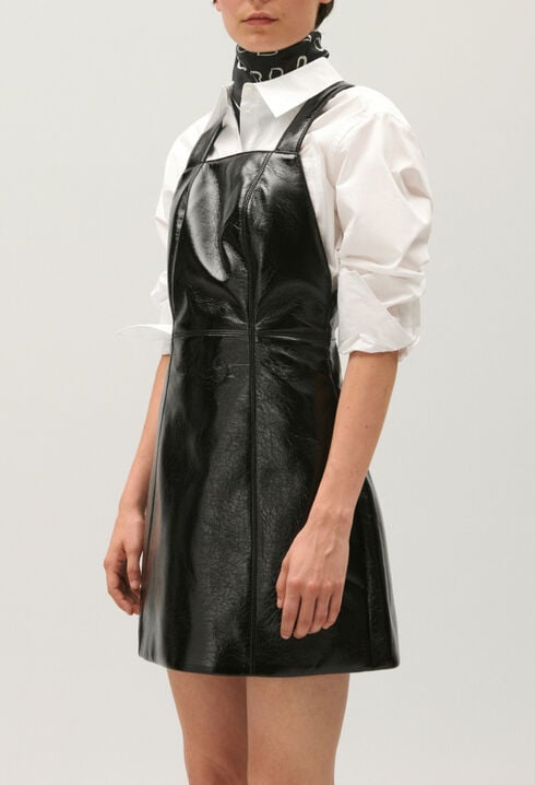 Vestido corto de vinilo negro
