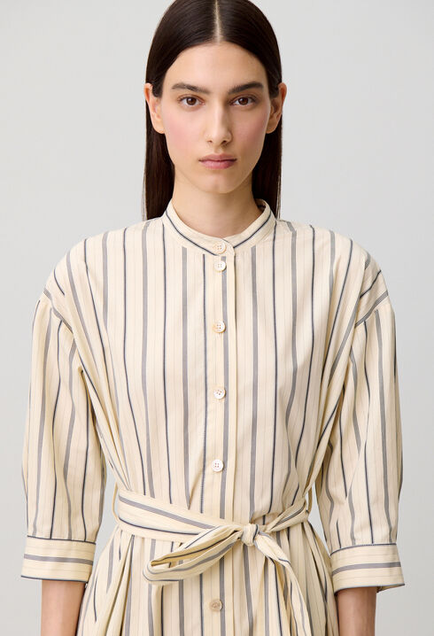 Robe courte manches longues