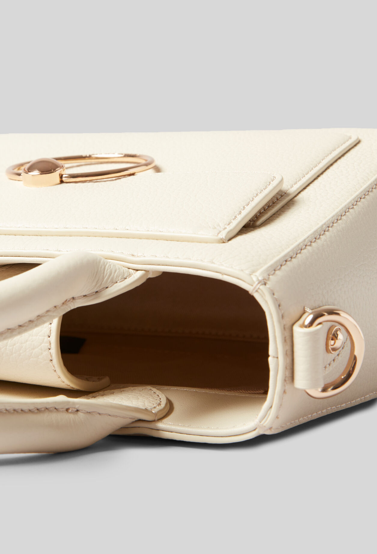 Bolso Anouck piel granulada cadena