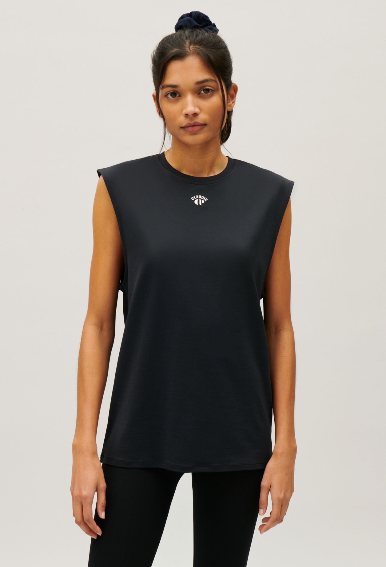 Camiseta negra Claudie x Circle