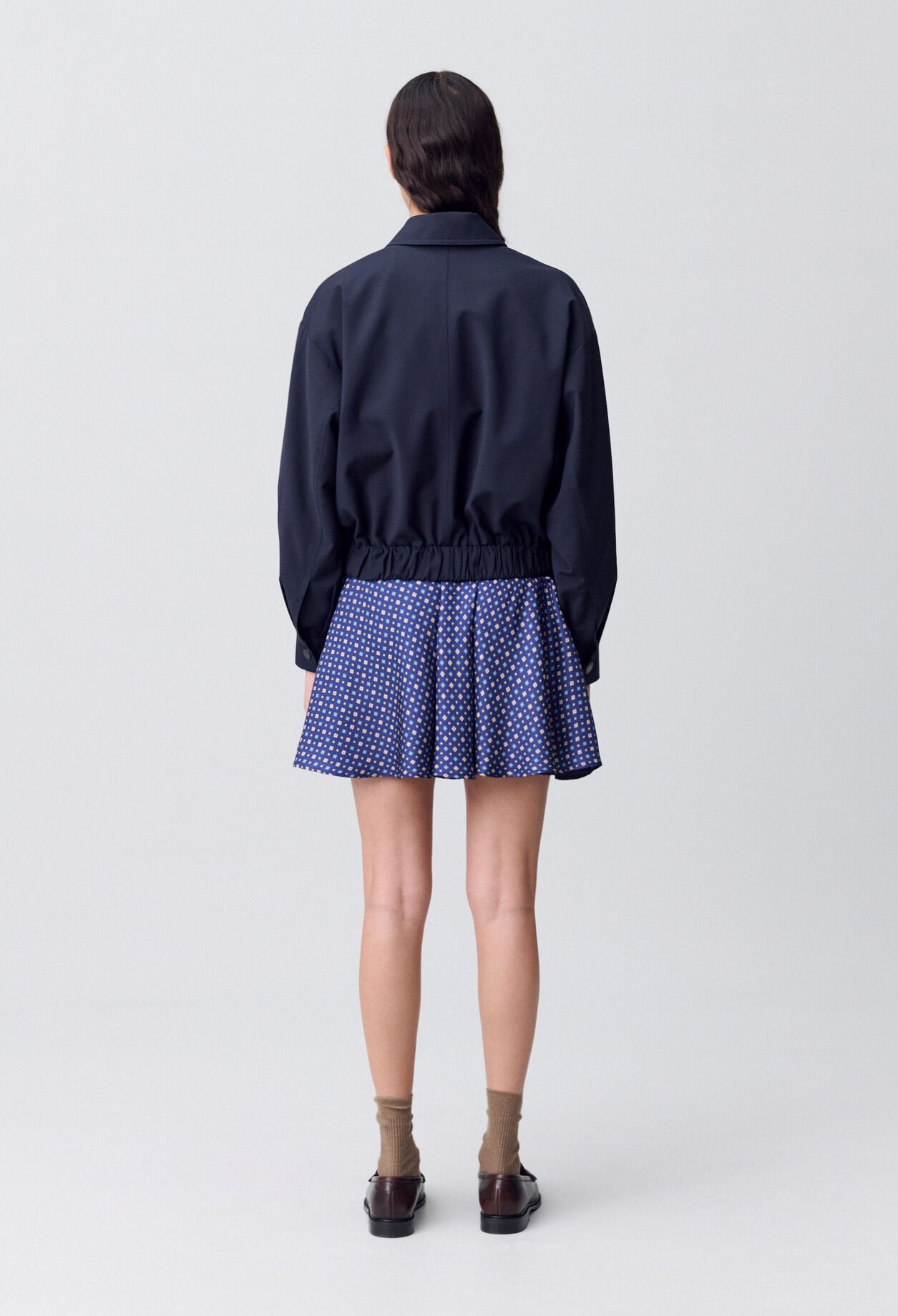 Chaqueta oversize con cremallera