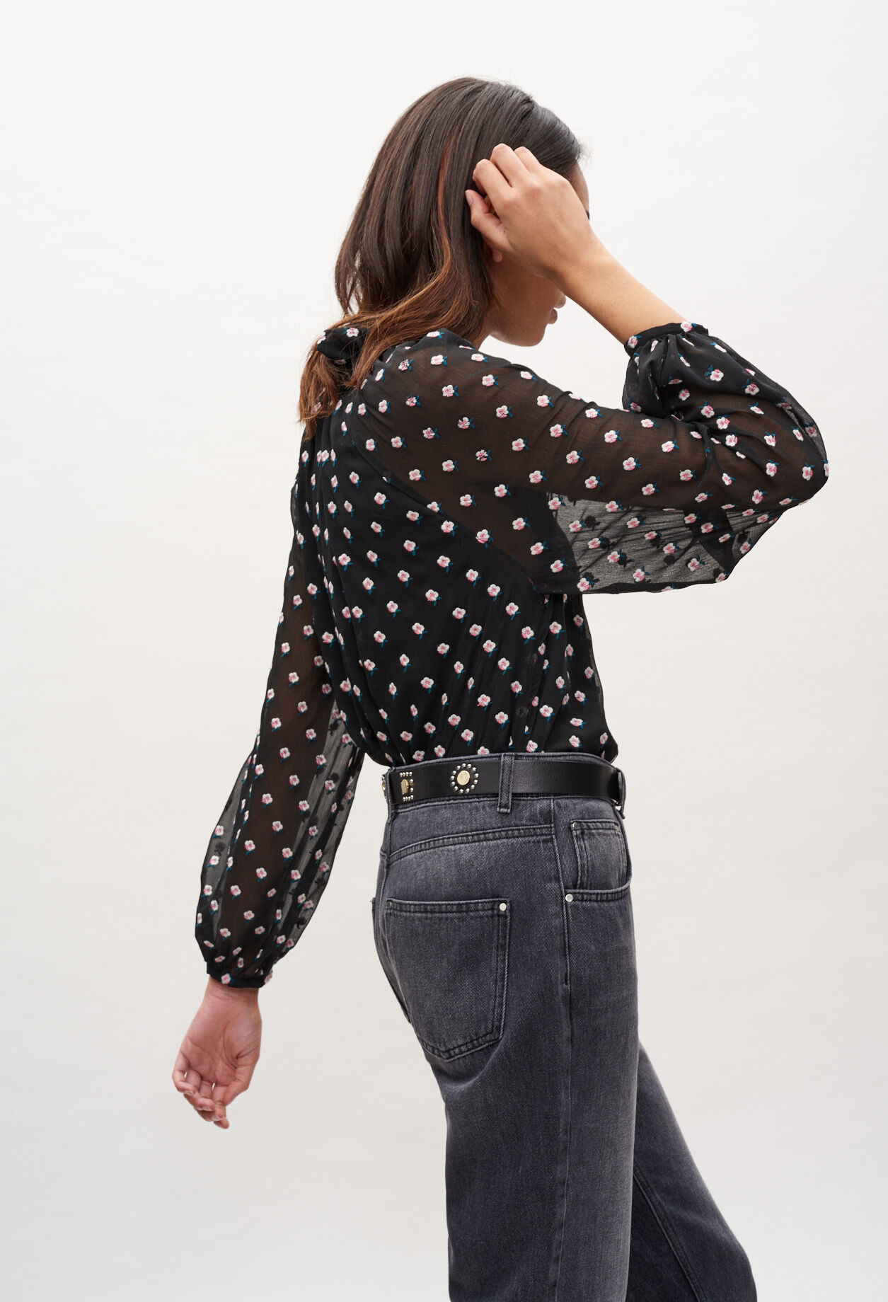 Blusa con estampado de flores