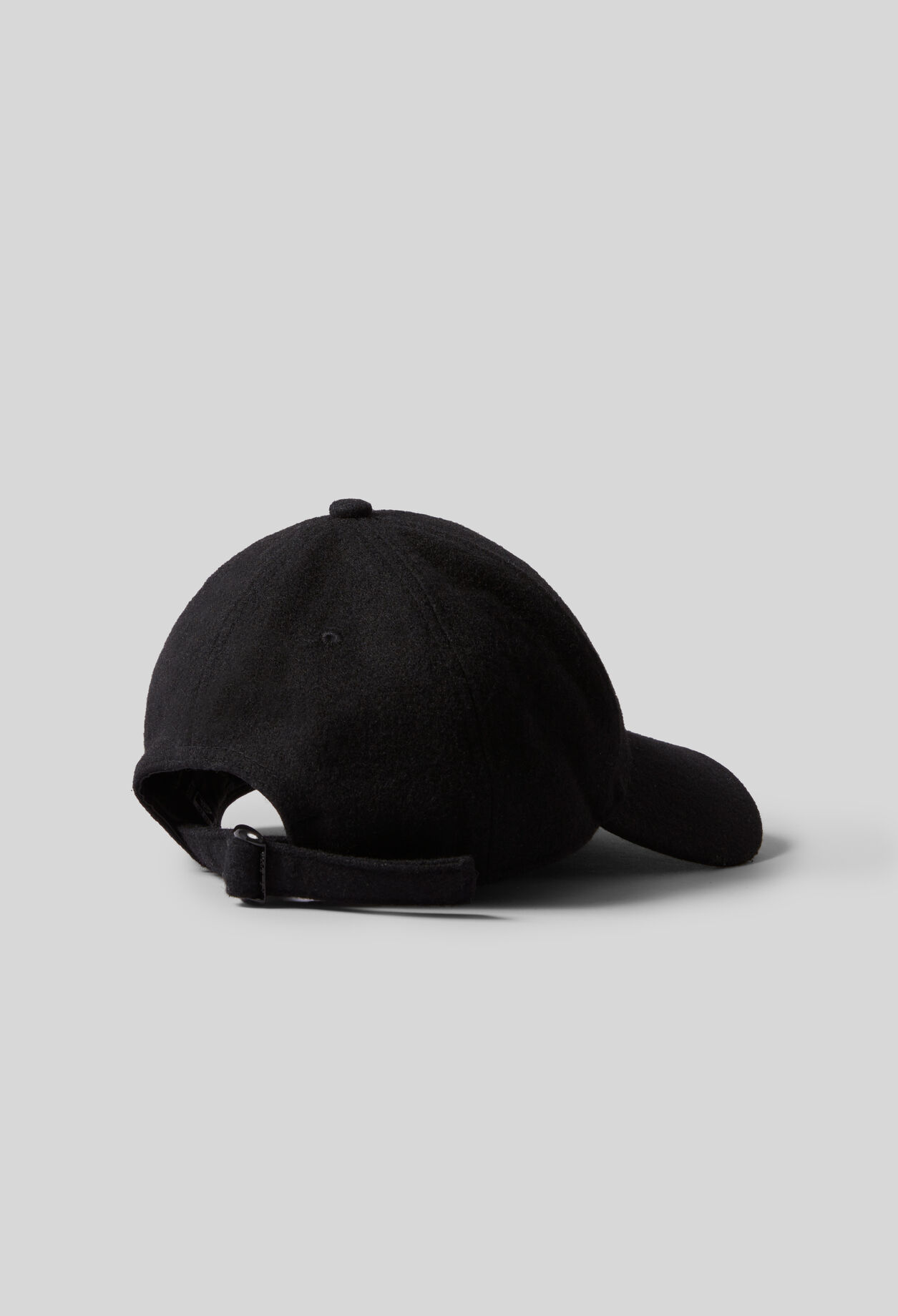 Gorra negra con logo Claudie Pierlot