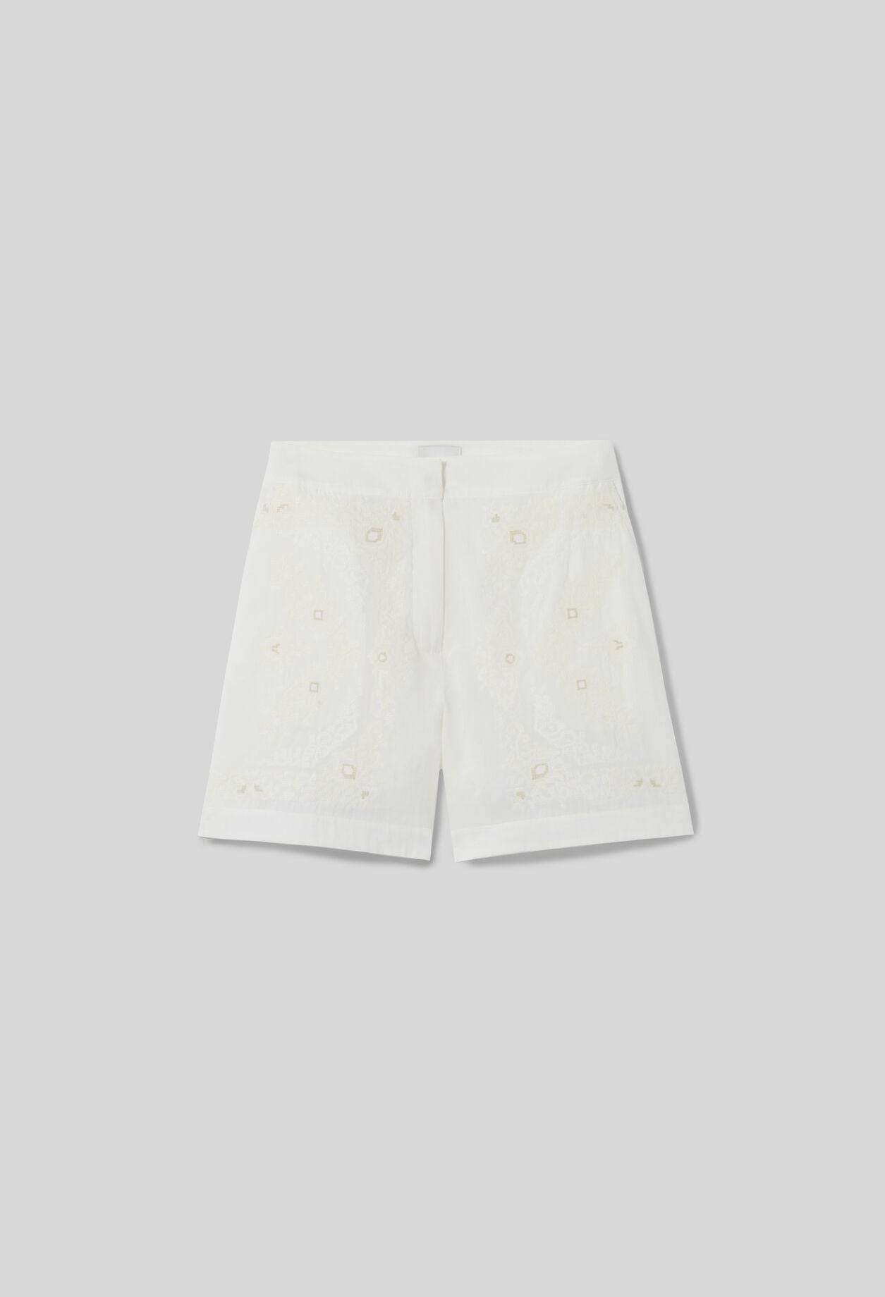 Short bordado de algod&oacute;n y ramio