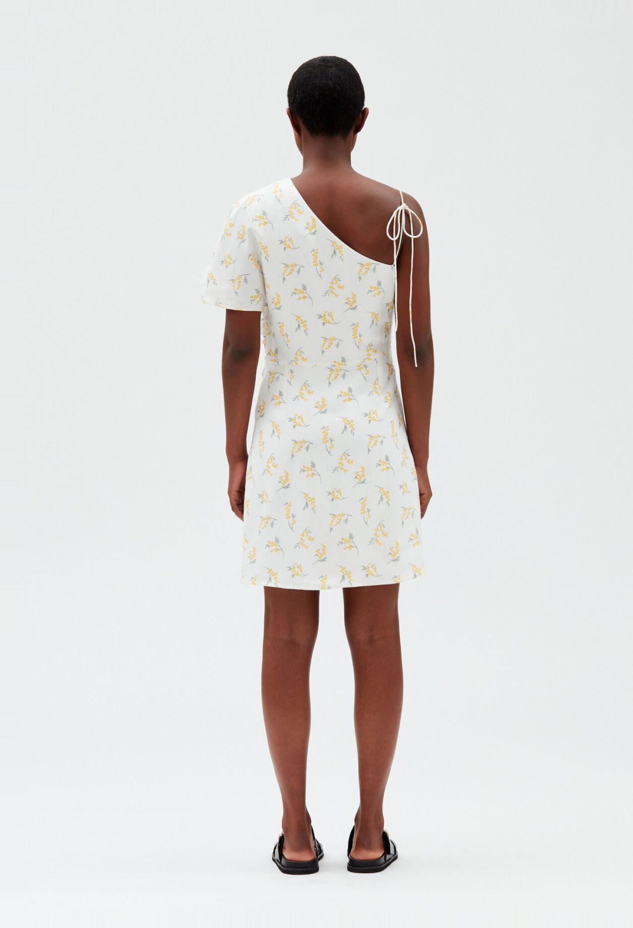 Vestido midi asimétrico mimosa