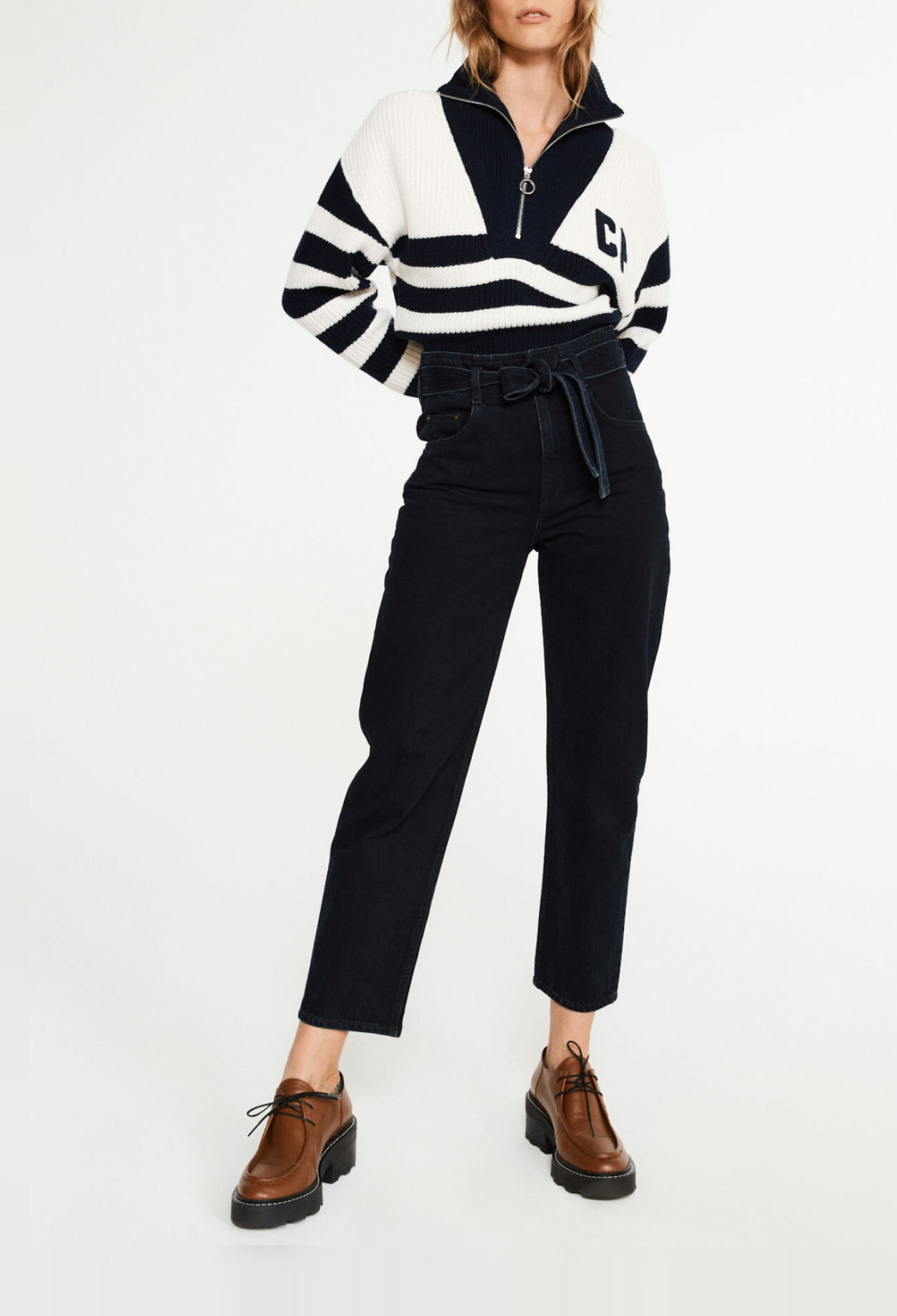 Vaqueros cropped en bruto