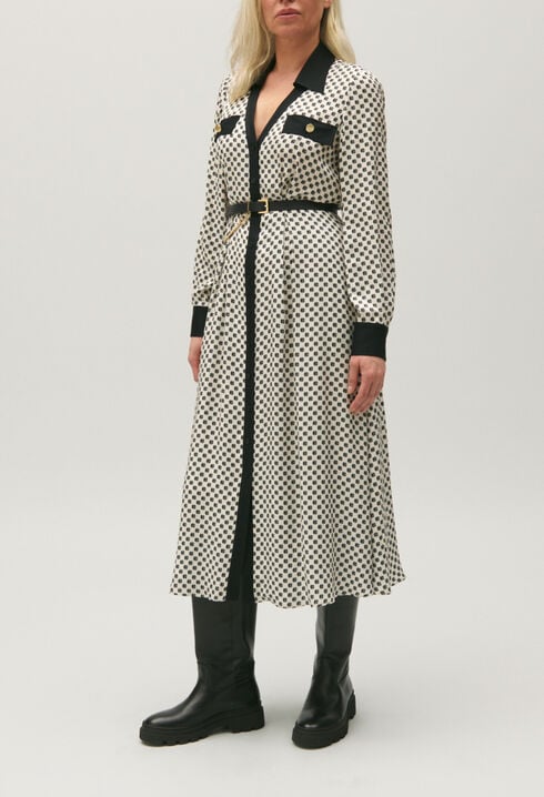 Vestido largo estampado CP en blanco