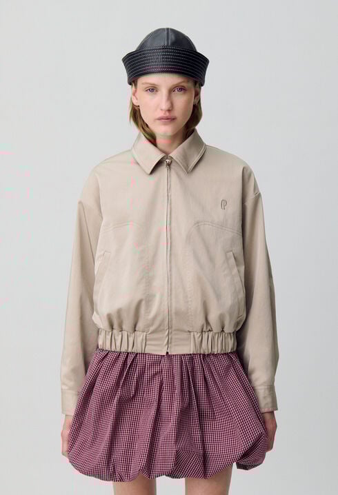 Chaqueta oversize con cremallera